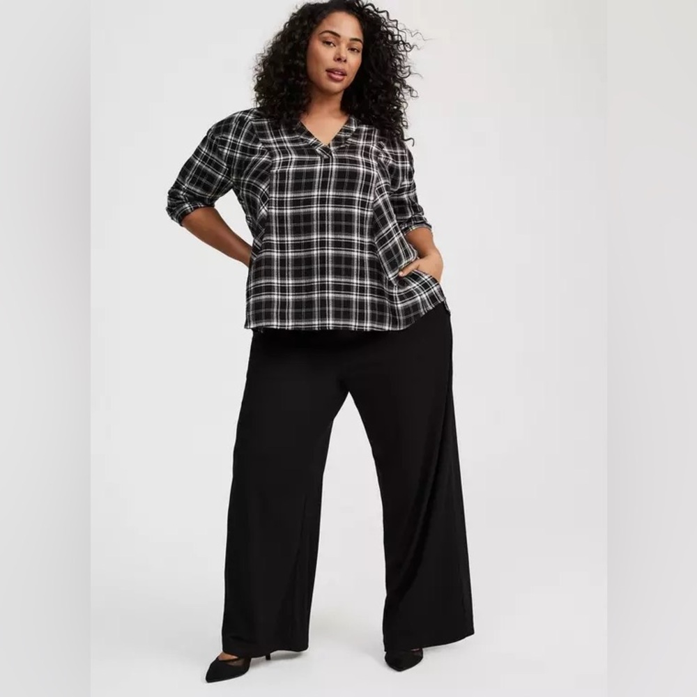 Torrid Crinkle Flannel Gauze Relaxed Tunic β Deep Black Plaid β Size 12 (0) NWT